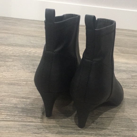 BC Bootie - Picture 4 of 4